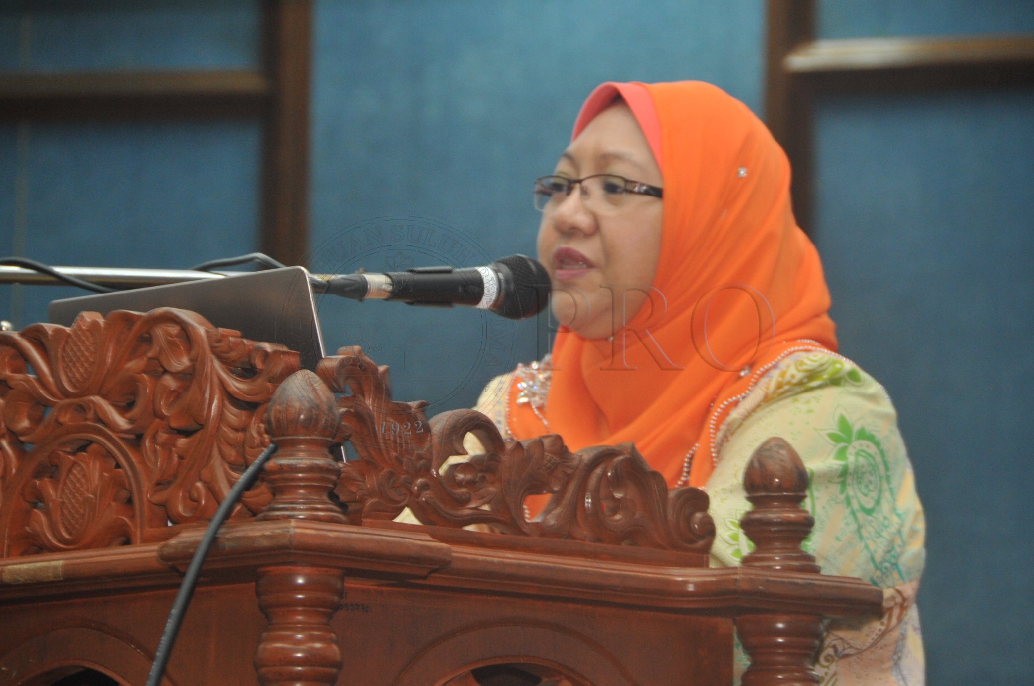 PRO 14 28 KONPEN PRO 7042